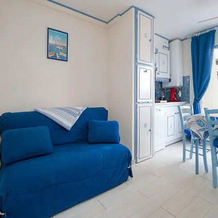 Les Girelles N44 St4 *